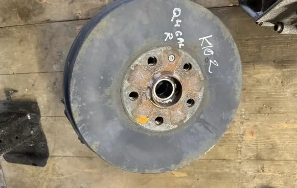Audi Q4 e-tron Rear wheel hub 1EA436N
