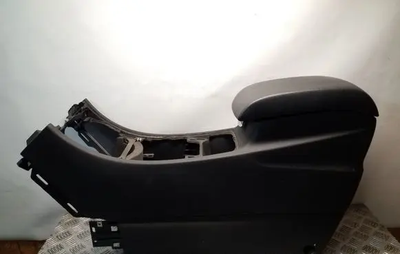 Ford S-MAX Armrest 