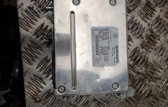 Mercedes-Benz S W221 Bluetooth control unit module A2218708992 A2218703126 A0004423960