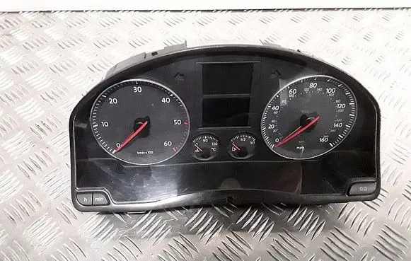 Volkswagen Golf Plus Speedometer (instrument cluster) 1k0920962g