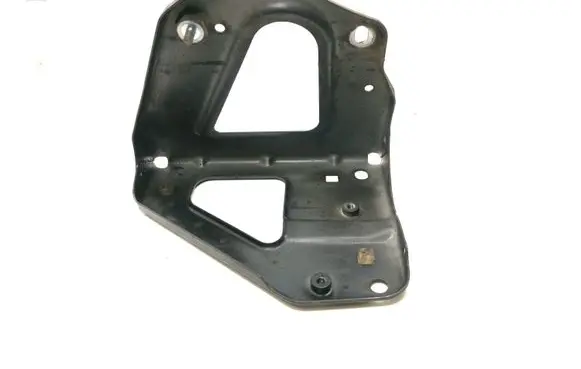 Audi A6 S6 C6 4F Fender mounting bracket 4F0821135B