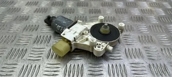BMW X1 E84 Front door window regulator motor 6927028