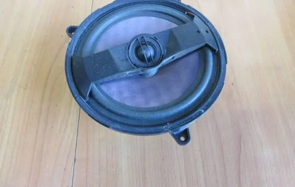 Audi A3 S3 8L Rear door speaker 8D9035412B