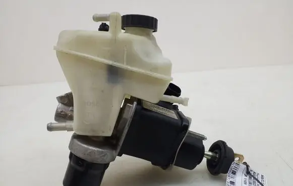 Mercedes-Benz CLS C219 Master brake cylinder A0004300312
