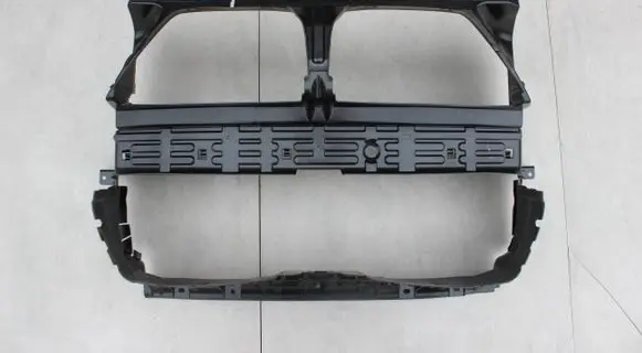 BMW M3 G80 Intercooler air channel guide 8074611 51748074611