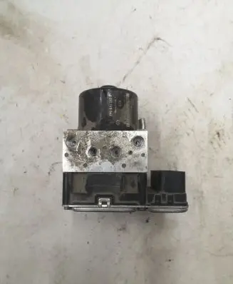 Volkswagen Touareg II ABS Pump 7P0614517P