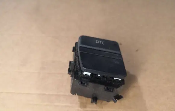BMW 5 E60 E61 DTC switch 9159051 502287 915905102