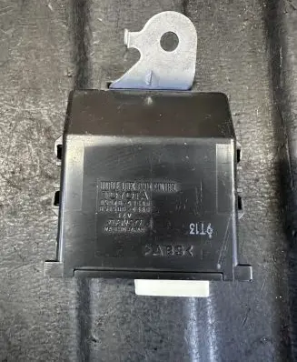 Lexus RX 450H Door central lock control unit/module 8597048040 0515004380