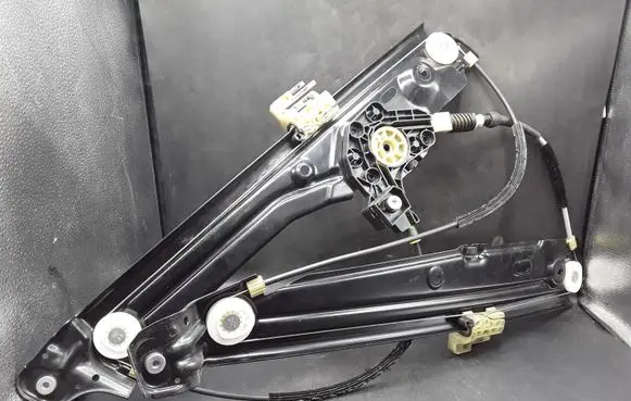 BMW 7 F01 F02 F03 F04 Front window lifting mechanism without motor 7182085S 71821059E