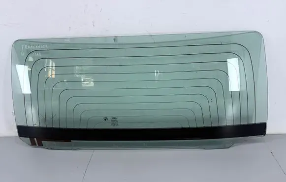 Land Rover Freelander Rear windscreen/windshield window E000199 43R001582 AS2M3240DOT682