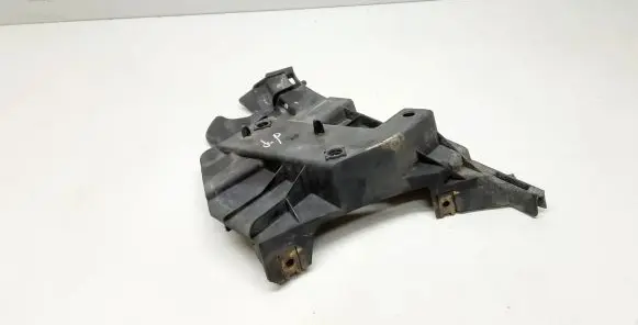 Volvo V70 Front bumper mounting bracket 31265345