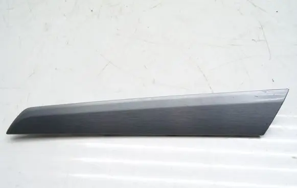 Mercedes-Benz C W204 Dash center speaker trim cover A2047200422