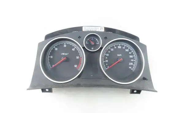 Opel Zafira B Speedometer (instrument cluster) 13225980ZT