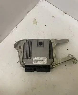 Toyota Yaris Engine control unit/module 896610DE80