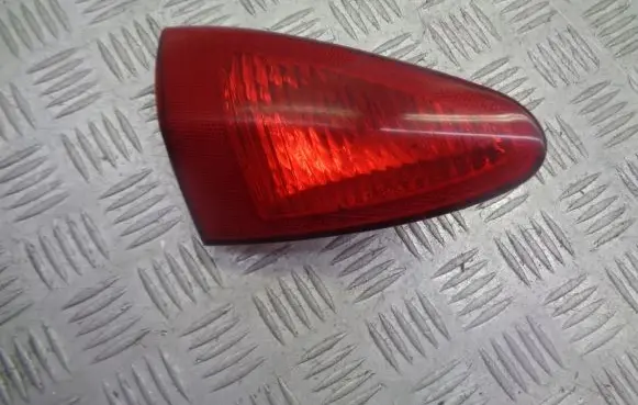 Alfa Romeo 147 Tailgate rear/tail lights