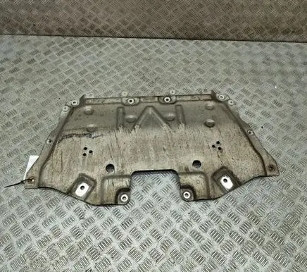 BMW 8 G14 Engine splash shield/under tray 6868619