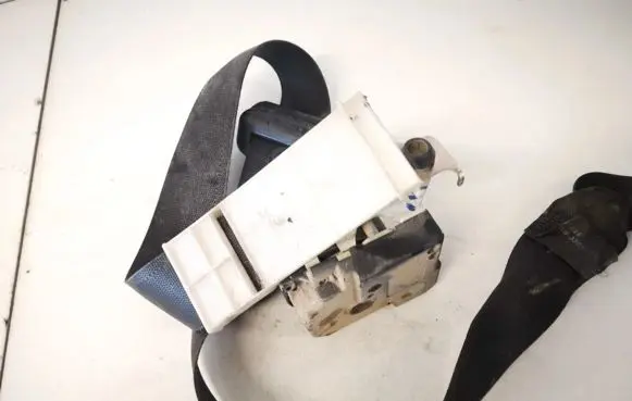 Opel Zafira A Front seatbelt 13122625