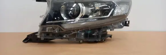Toyota Land Cruiser (J150) Headlight/headlamp