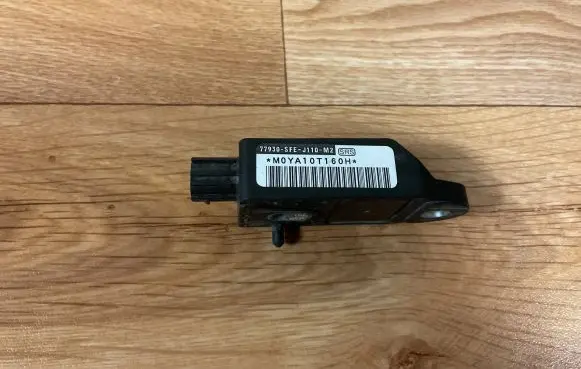 Honda FR-V Airbag deployment crash/impact sensor 77930SFEJ110M2 M0YA10T160H