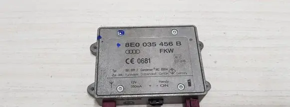 Audi A6 S6 C5 4B Antenna control unit 8E0035456B 09103112 3501AA
