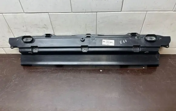 BMW 5 E60 E61 Top upper radiator support slam panel 7519205