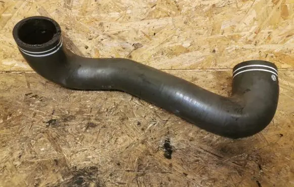 Alfa Romeo 159 Intercooler hose/pipe 50503487 B8235K