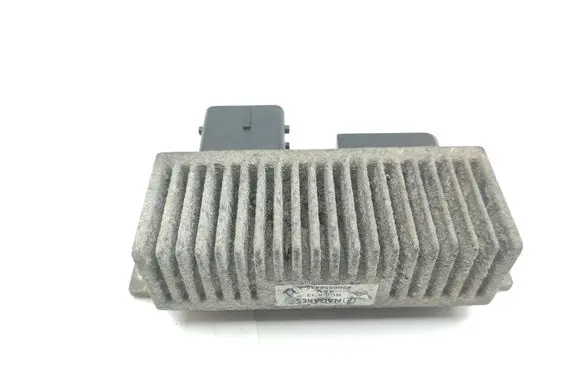 Renault Master III Glow plug pre-heat relay 8200558438