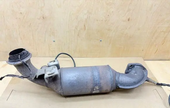Peugeot RCZ Catalyst/FAP/DPF particulate filter V760089480