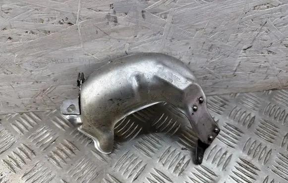 Nissan X-Trail T32 Heat shield in engine bay 8200871784 S3916