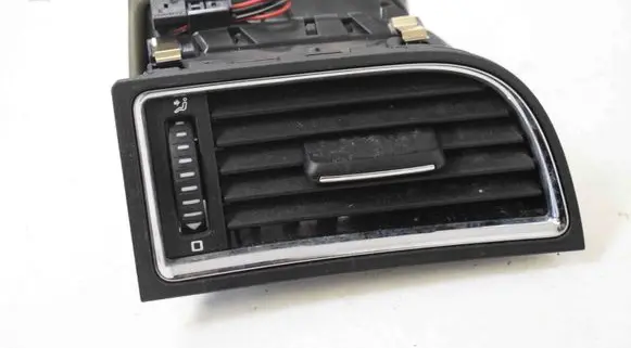 Skoda Superb B6 (3T) Dashboard air vent grill cover trim 3T09819702