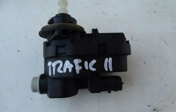 Renault Trafic II (X83) Headlight level adjustment motor 8200402521
