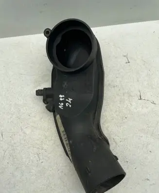 Audi A6 S6 C5 4B Air intake hose/pipe 078133356F 3915268906