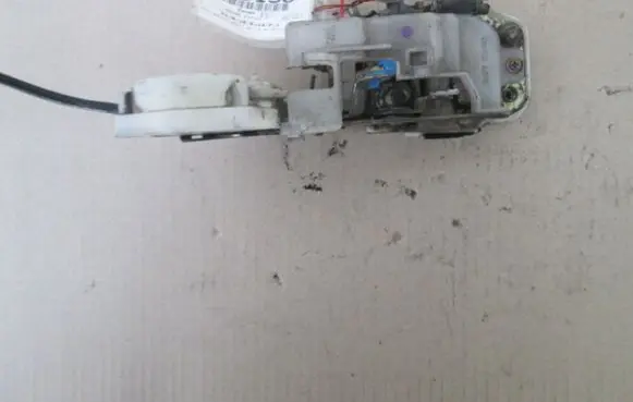 Honda Civic Front door lock