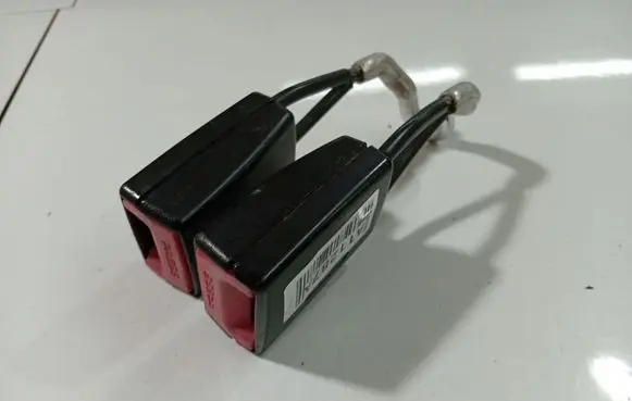Skoda Fabia Mk2 (5J) Middle seatbelt (rear)
