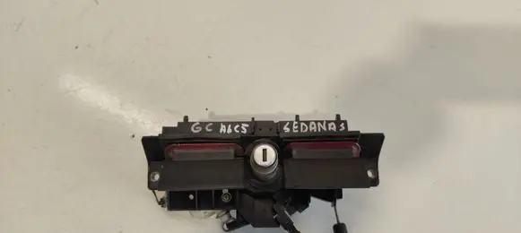 Audi A6 S6 C5 4B Tailgate exterior lock 8D9827565C 4B0827565