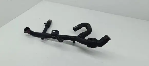 Volkswagen PASSAT B5.5 Engine coolant pipe/hose 06B121065