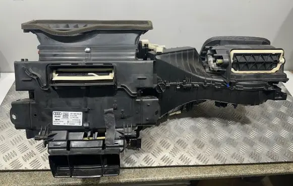 Audi A4 S4 B8 8K Interior heater climate box assembly 8K1820005