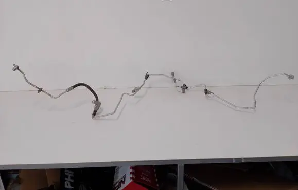 Renault Megane IV Air conditioning (A/C) pipe/hose 924402668R