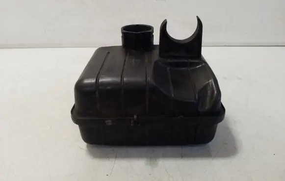BMW X5 F15 Intake resonator 8512249