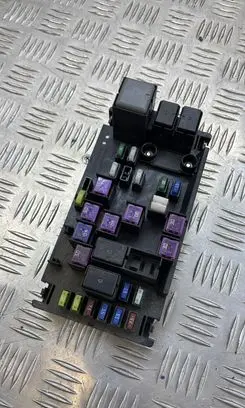 Subaru Forester SJ Fuse module MB200200B