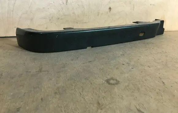 Volvo 850 Under headlight/headlamp trim 9151230 9151228