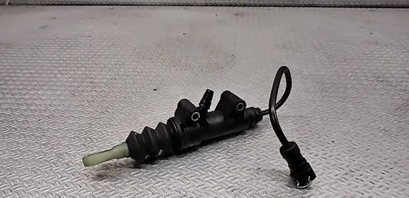 Mini One - Cooper Coupe R56 Clutch master cylinder 526774078