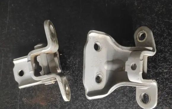 Hyundai Getz Front door hinge set 