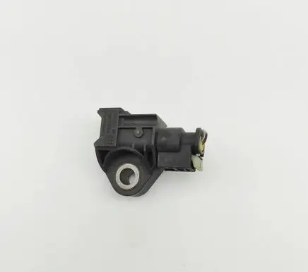 Mercedes-Benz E W213 Airbag deployment crash/impact sensor A2139051300