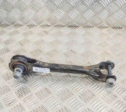 Tesla Model 3 Rear upper control arm/wishbone 104442700C