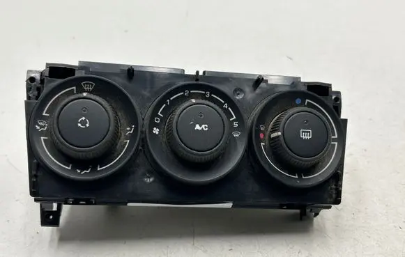 Peugeot 3008 I Climate control unit