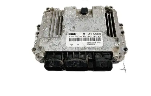 Opel Vivaro Engine control unit/module 8200389519