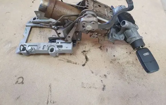 Steering wheel axle set