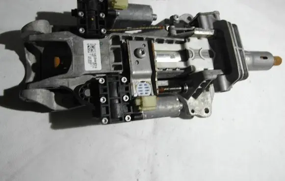 Mercedes-Benz CL C215 Steering wheel axle A2054603816