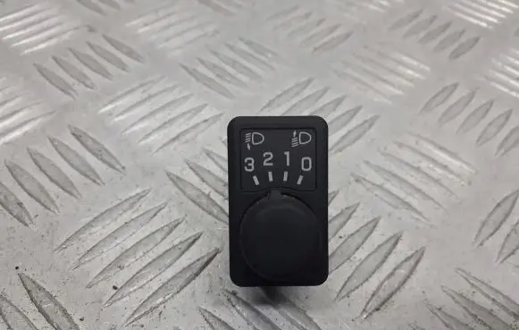 Nissan Primera Light relay 